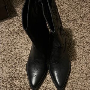 Steve Madden Black Leather Heeled Western Boots